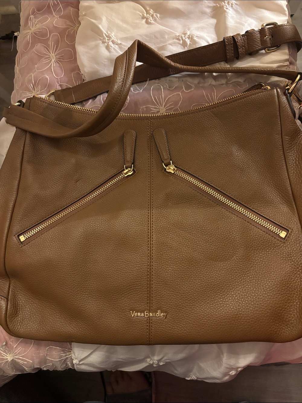 Vera Bradley Tan Pebbled Leather Bag w Gold Zip Bright Floral Interior Dust Bag